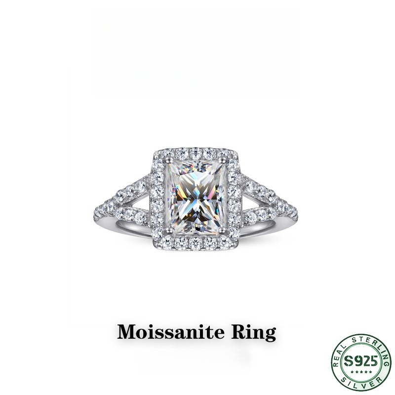 Moissanite Engagement Ring 1 Carat - 人気急上昇中のファッションリング。100％S925シルバー製、1カラットのモアッサナイトを使用。個性的なデザインの長方形（5×7mm）モアッサナイトリング。ウェディングジュエリーとしても最適。