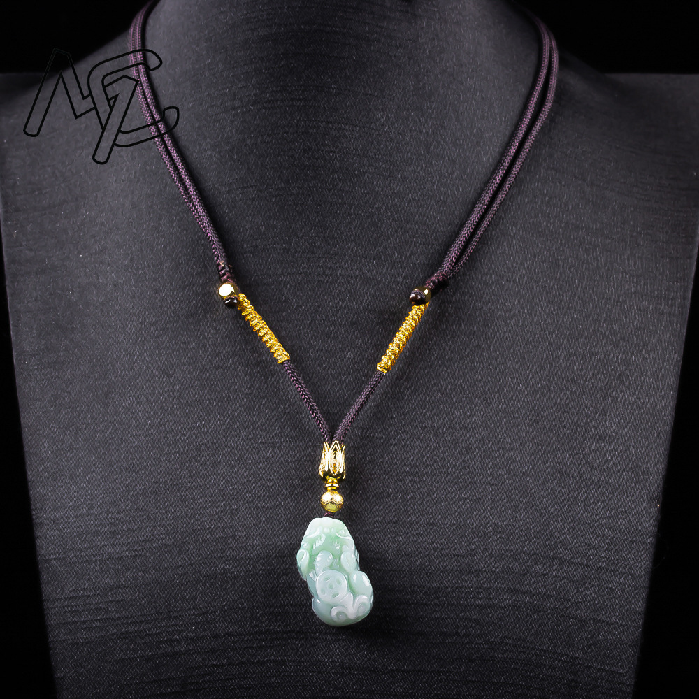 天然ビルマ産エメラルドピーグリーン翡翠貔貅マネーペンダントネ - Necklaces のレビューと価格