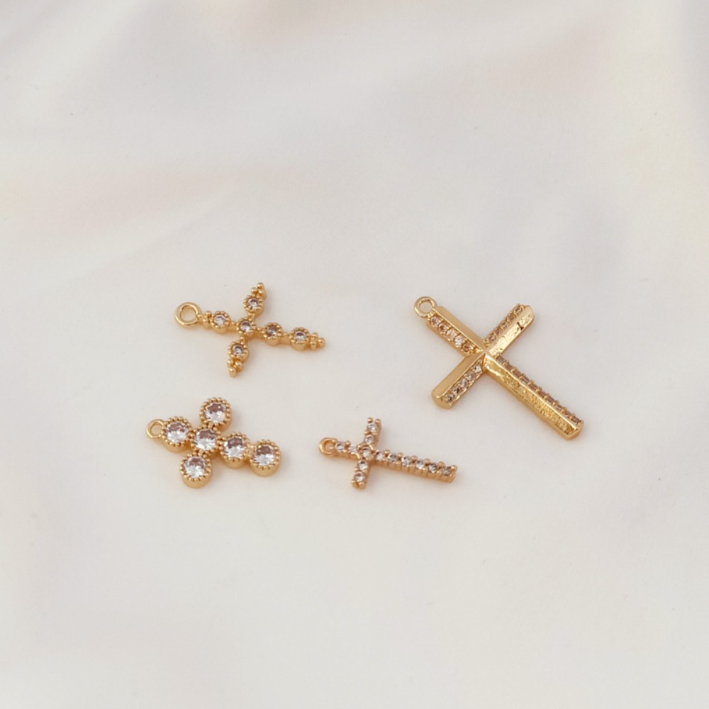 14Kゴールドメッキジルコンクロスペンダントブレスレット、ネ - Cross Pendant Necklace Gold のレビューと価格